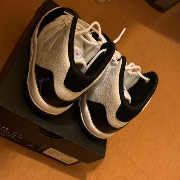 Jordan retro 11 - Picture 4 of 5